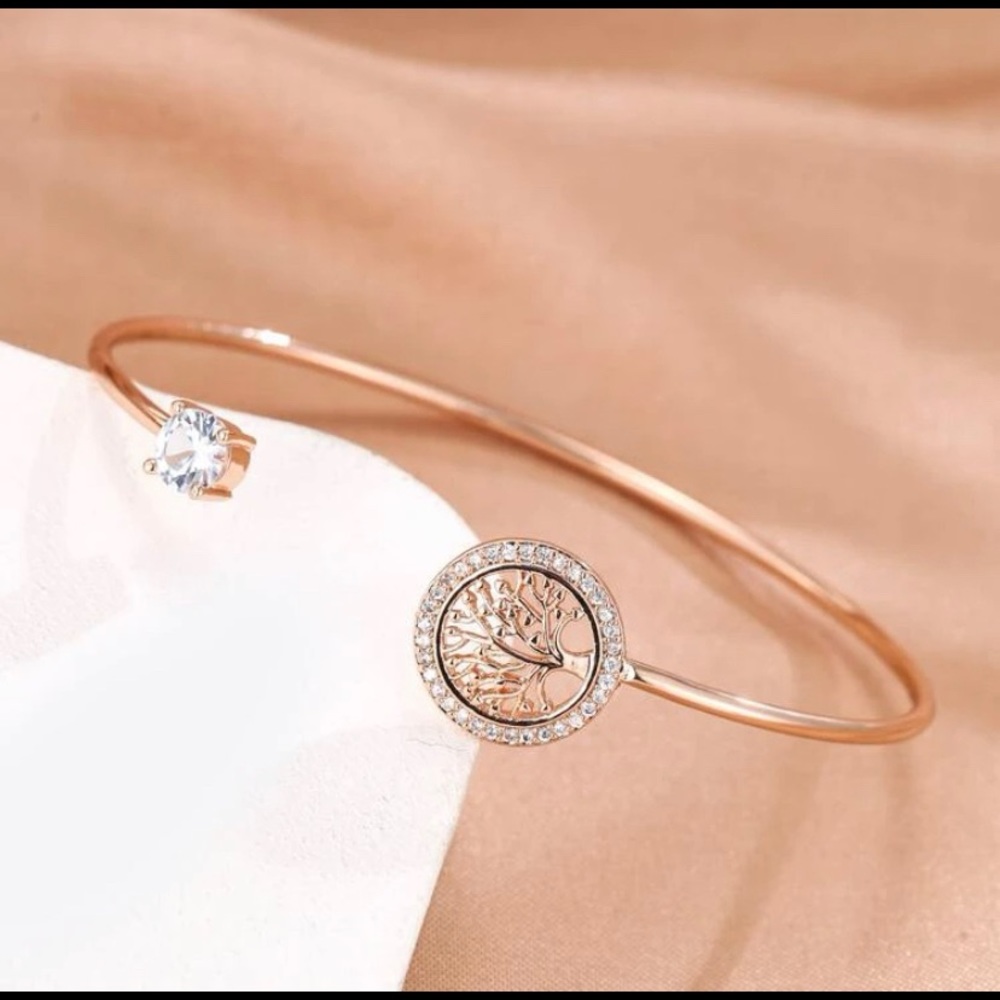 Rose Gold and Rhinestones Bracelet